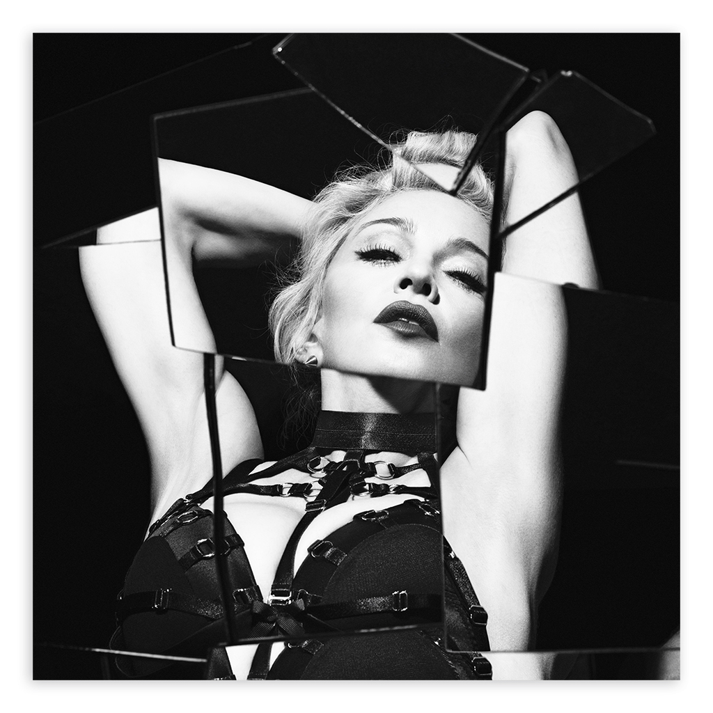 Постер 669 "Madonna in a mirror" фото 1